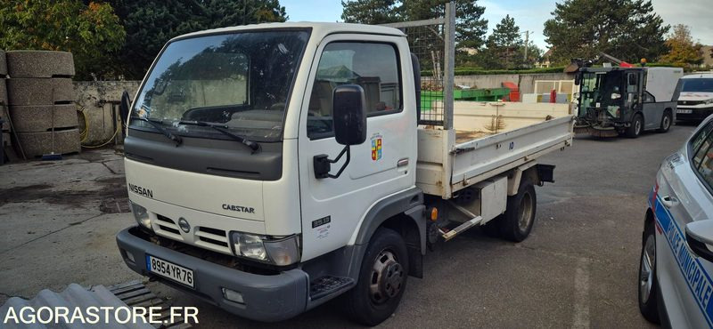 Nissan Cabstar - Dostavno vozilo prekucnik: slika 1 Nissan Cabstar - Dostavno vozilo prekucnik: slika 1