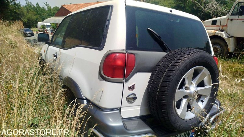Nissan Terrano - 2004 - SUV: slika 3 Nissan Terrano - 2004 - SUV: slika 3