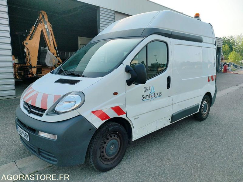 OPEL VIVARO - Furgon: slika 1 OPEL VIVARO - Furgon: slika 1
