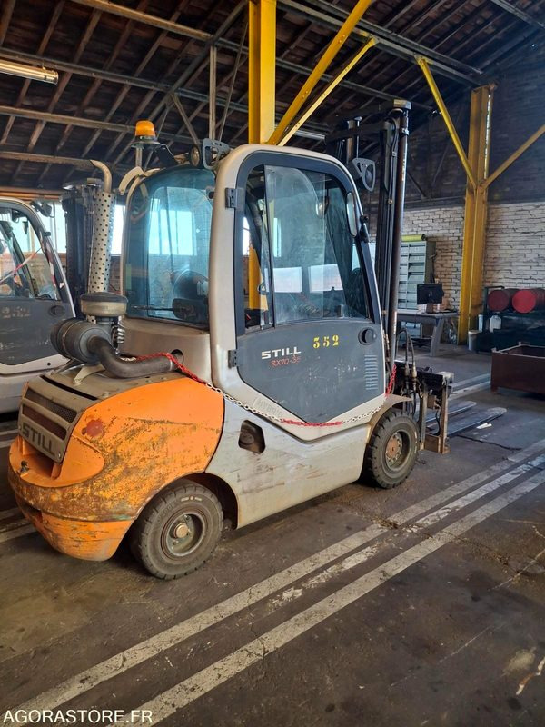 STILL | RX70-35 | 2008 | 9 466H - Oprema za rokovanje z materiali: slika 2 STILL | RX70-35 | 2008 | 9 466H - Oprema za rokovanje z materiali: slika 2