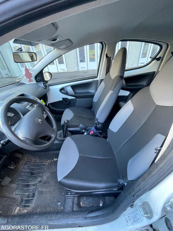 PEUGEOT 107 CL-099-LQ - Avtomobil: slika 5 PEUGEOT 107 CL-099-LQ - Avtomobil: slika 5