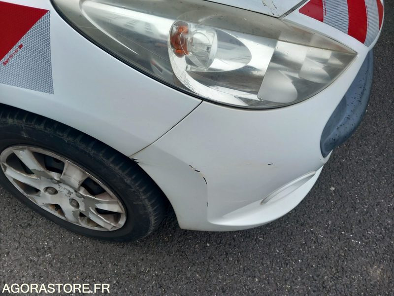 PEUGEOT 206+ 1.4i 73 cv - bon état - 103 800 km - SANS CT - CJ-124-LC - Avtomobil: slika 3 PEUGEOT 206+ 1.4i 73 cv - bon état - 103 800 km - SANS CT - CJ-124-LC - Avtomobil: slika 3