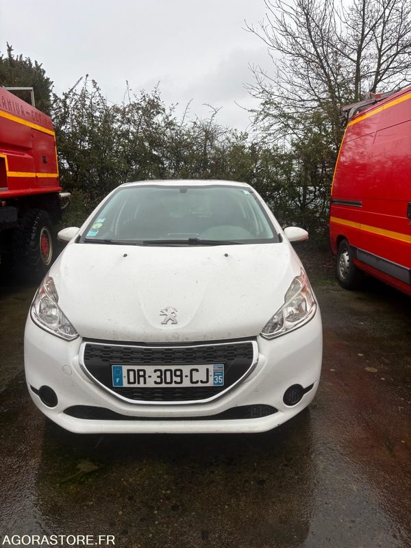 PEUGEOT 208 A1532P - Avtomobil: slika 1 PEUGEOT 208 A1532P - Avtomobil: slika 1
