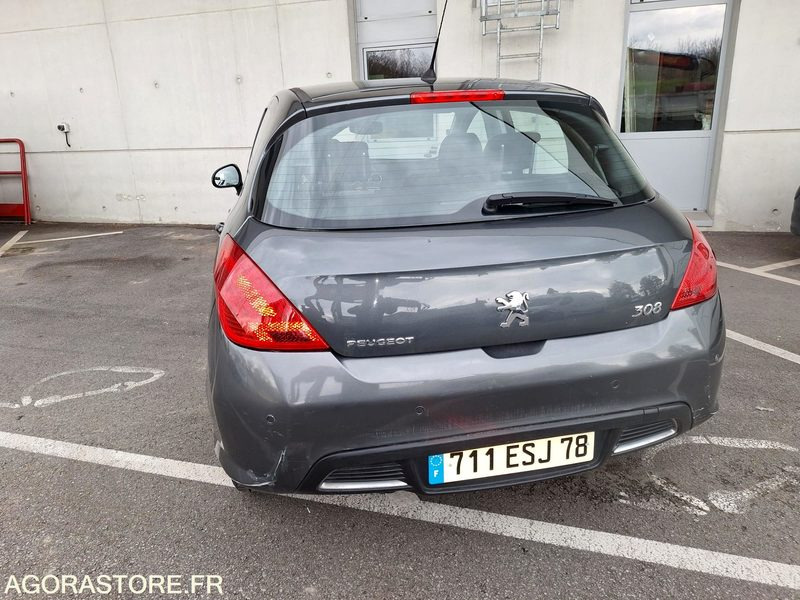 PEUGEOT 308 _ 5 places _ Diesel - Avtomobil: slika 3 PEUGEOT 308 _ 5 places _ Diesel - Avtomobil: slika 3