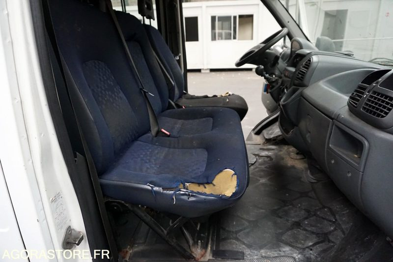 PEUGEOT BOXER PLATEAU DOUBLE CABINE - Dostavno vozilo prekucnik: slika 5 PEUGEOT BOXER PLATEAU DOUBLE CABINE - Dostavno vozilo prekucnik: slika 5