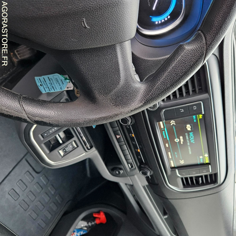 PEUGEOT EXPERT - 2021 - 42 882km - Furgon, Električno dostavno vozilo: slika 3 PEUGEOT EXPERT - 2021 - 42 882km - Furgon, Električno dostavno vozilo: slika 3