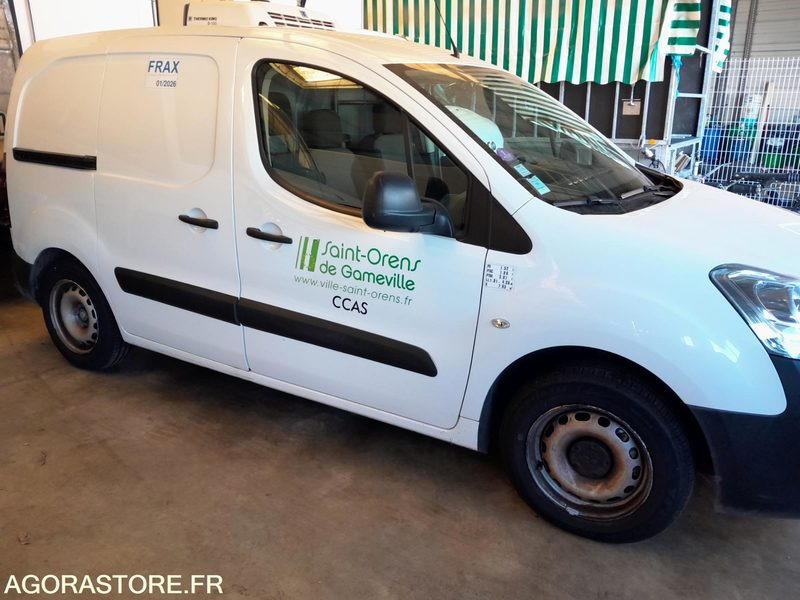 PEUGEOT PARTNER II 1.6 Vti 50026 kms 2016 frigo - Mali kombi: slika 2 PEUGEOT PARTNER II 1.6 Vti 50026 kms 2016 frigo - Mali kombi: slika 2