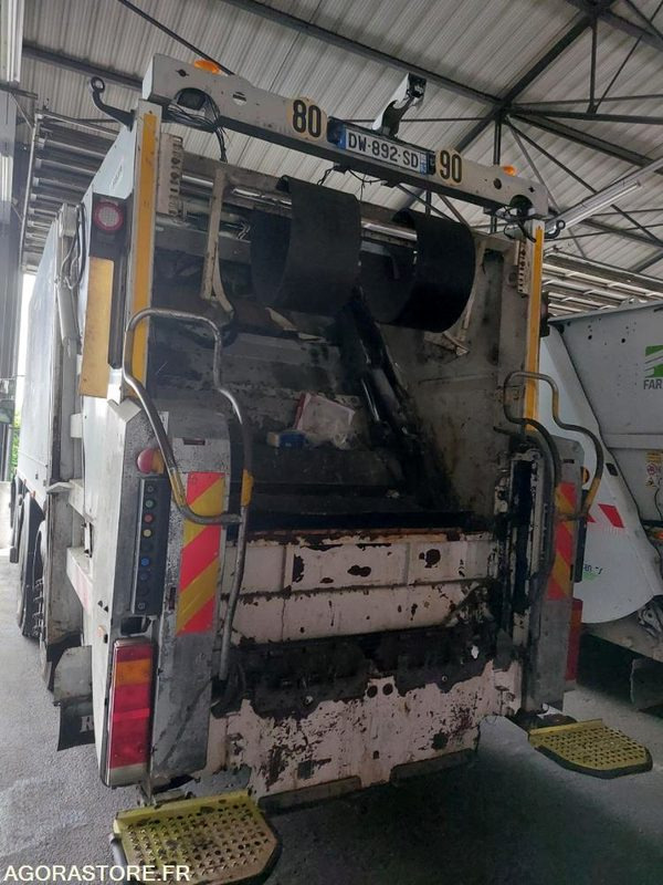 RENAULT - BOM Premium - 2008 / 412 258 km - DW-892-SD (BARA - R51651) - Smetarski tovornjak: slika 2 RENAULT - BOM Premium - 2008 / 412 258 km - DW-892-SD (BARA - R51651) - Smetarski tovornjak: slika 2