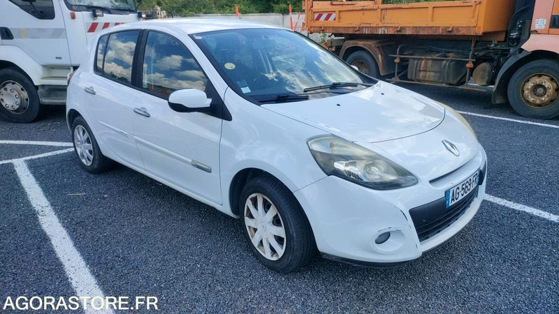 RENAULT CLIO - 2009 - 208126kms - Avtomobil: slika 2 RENAULT CLIO - 2009 - 208126kms - Avtomobil: slika 2