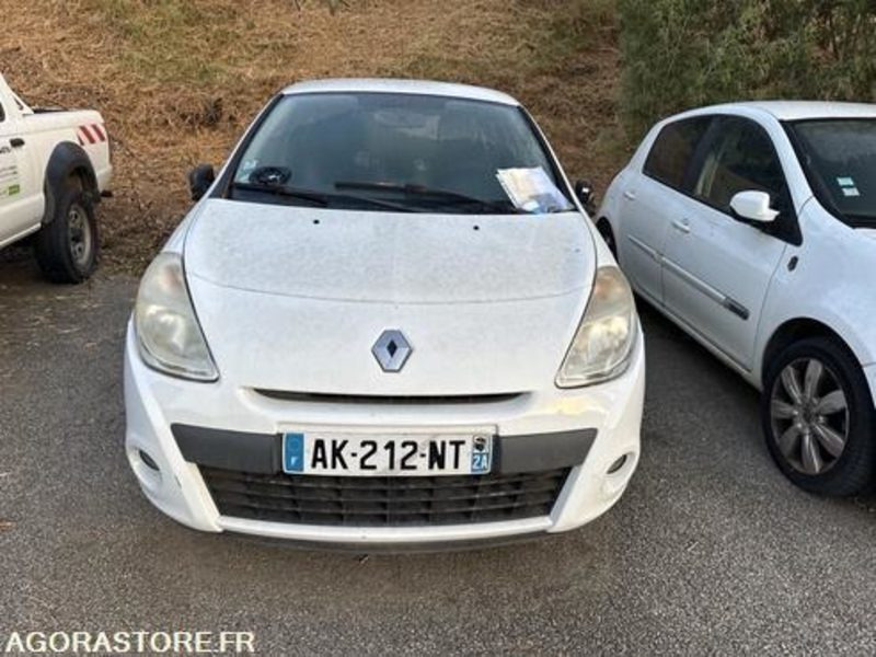 RENAULT CLIO - 2010 - 104062KM - AK212NT - Avtomobil: slika 1 RENAULT CLIO - 2010 - 104062KM - AK212NT - Avtomobil: slika 1