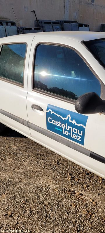 RENAULT CLIO - 2010 - Avtomobil: slika 3 RENAULT CLIO - 2010 - Avtomobil: slika 3