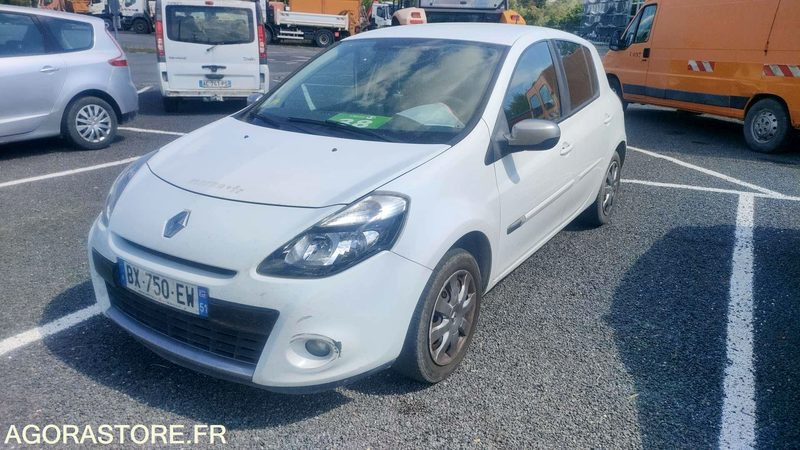 RENAULT CLIO - 2011 - 202079kms - Avtomobil: slika 1 RENAULT CLIO - 2011 - 202079kms - Avtomobil: slika 1