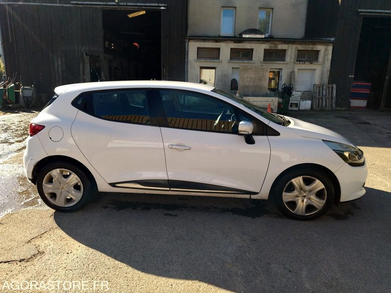 RENAULT CLIO DE 2013 AVEC 258818 KM - Avtomobil: slika 2 RENAULT CLIO DE 2013 AVEC 258818 KM - Avtomobil: slika 2