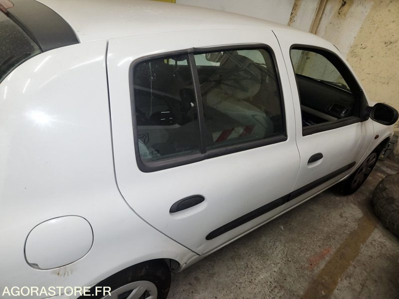 RENAULT CLIO - Avtomobil: slika 2 RENAULT CLIO - Avtomobil: slika 2
