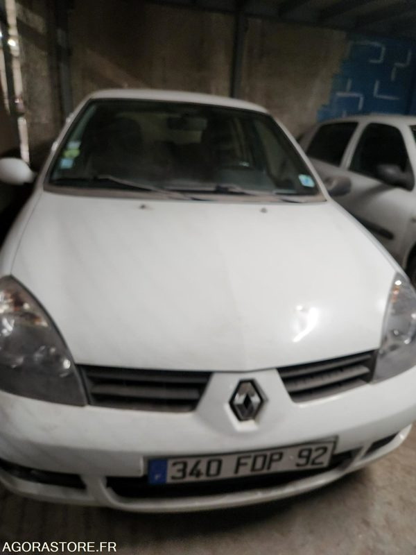 RENAULT CLIO - Avtomobil: slika 2 RENAULT CLIO - Avtomobil: slika 2