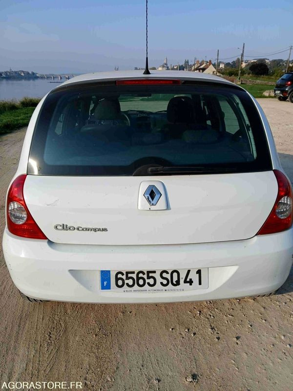 RENAULT CLIO II 1.5 DCI DE 2008 - Avtomobil: slika 5 RENAULT CLIO II 1.5 DCI DE 2008 - Avtomobil: slika 5