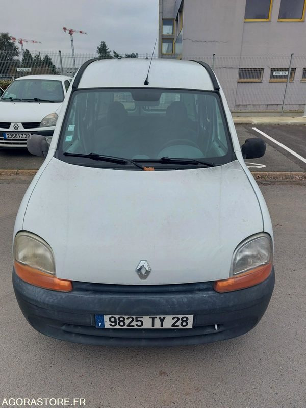 RENAULT KANGOO - 2000 - 119 023KM - NON ROULANT - Mali kombi: slika 2 RENAULT KANGOO - 2000 - 119 023KM - NON ROULANT - Mali kombi: slika 2