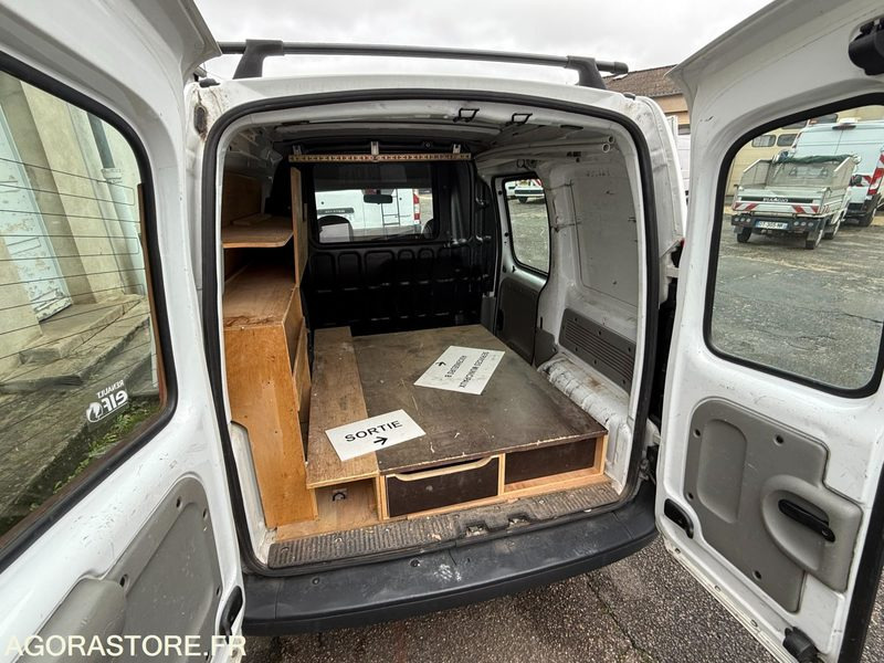 RENAULT KANGOO - 2007 - 87000KM - Mali kombi: slika 3 RENAULT KANGOO - 2007 - 87000KM - Mali kombi: slika 3