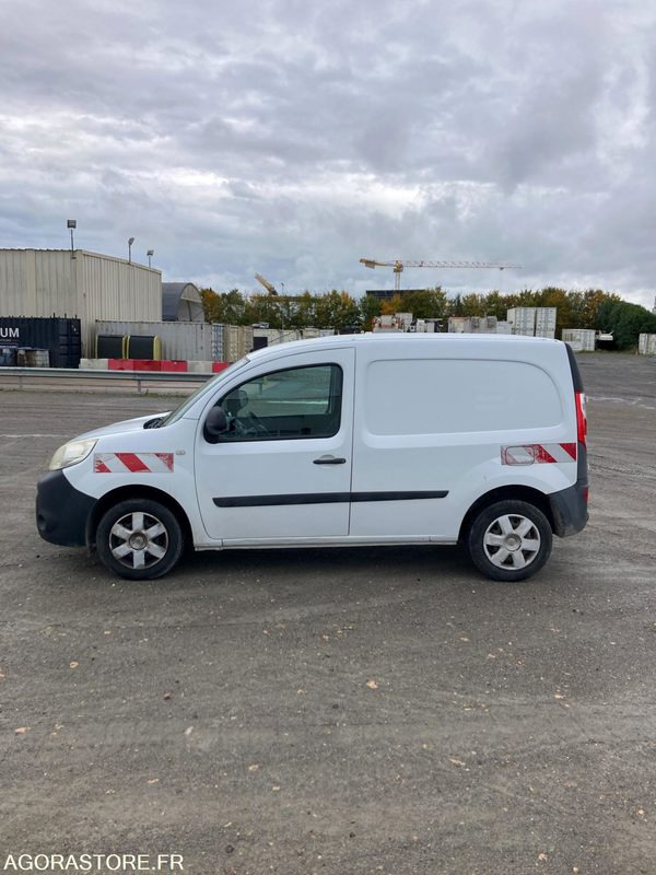 RENAULT KANGOO diesel - Année 2016 - 322 400 km - Mali kombi: slika 2 RENAULT KANGOO diesel - Année 2016 - 322 400 km - Mali kombi: slika 2