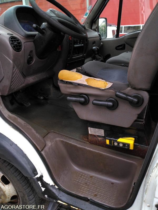 Dostavno vozilo s kesonom, Dostavno vozilo z dvojno kabino RENAULT MASCOTT BENNE: slika 6 Dostavno vozilo s kesonom, Dostavno vozilo z dvojno kabino RENAULT MASCOTT BENNE: slika 6