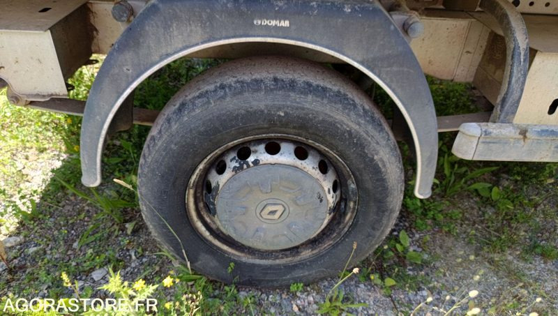 RENAULT MASTER BENNE - 2015 / 203000 KM (DN-728-QH) - Dostavno vozilo prekucnik: slika 4 RENAULT MASTER BENNE - 2015 / 203000 KM (DN-728-QH) - Dostavno vozilo prekucnik: slika 4