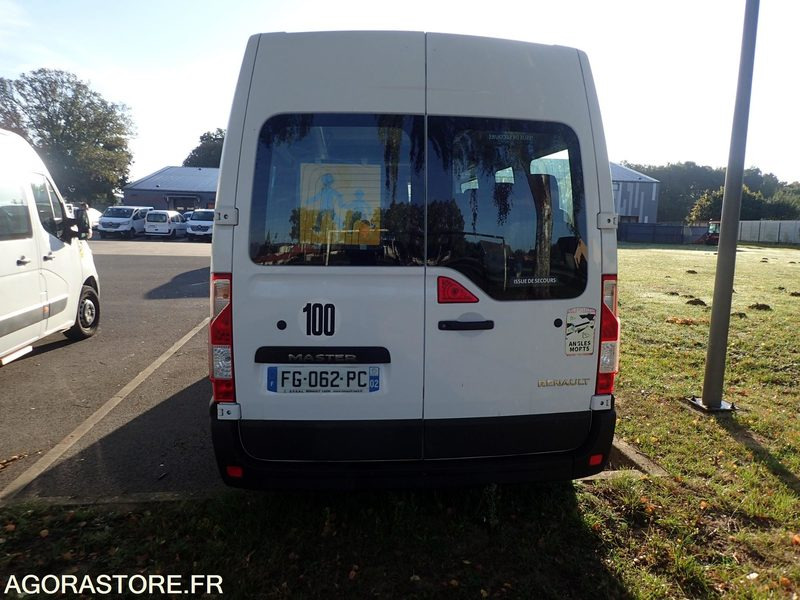 RENAULT MASTER BUS 17 PLACES - 130060 kms 2019 - Minibus, Potniški kombi: slika 4 RENAULT MASTER BUS 17 PLACES - 130060 kms 2019 - Minibus, Potniški kombi: slika 4