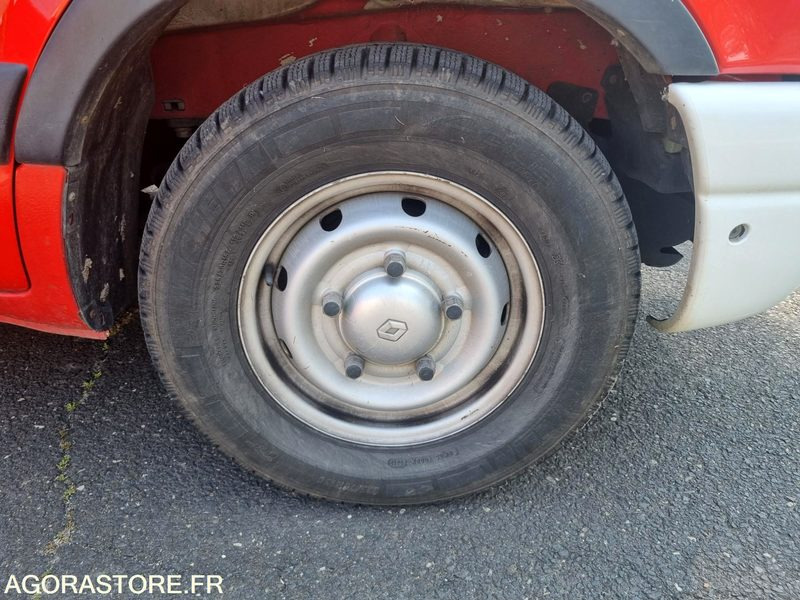 RENAULT MASTER L2H2 - CL 646 AB - 118636 Kms - Furgon: slika 5 RENAULT MASTER L2H2 - CL 646 AB - 118636 Kms - Furgon: slika 5