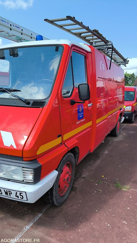 RENAULT MASTER T35 D 102714kms - 1996 - Furgon: slika 3 RENAULT MASTER T35 D 102714kms - 1996 - Furgon: slika 3