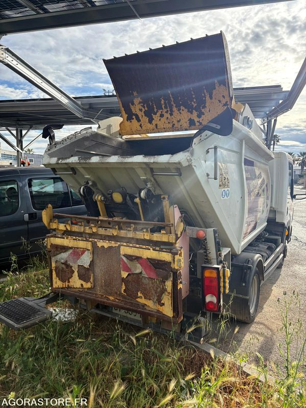 RENAULT MAXITY DIESEL AM 2013 BOM 83275KM CT-350-LL N° VIN: VF6SNFF24D3153920 - Dostavno vozilo prekucnik: slika 5 RENAULT MAXITY DIESEL AM 2013 BOM 83275KM CT-350-LL N° VIN: VF6SNFF24D3153920 - Dostavno vozilo prekucnik: slika 5