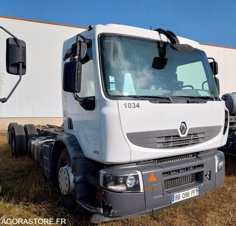 RENAULT PREMIUM 380-26 / 2010 / 475 190 km - Tovornjak-šasija: slika 2 RENAULT PREMIUM 380-26 / 2010 / 475 190 km - Tovornjak-šasija: slika 2