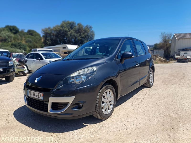 RENAULT SCENIC III 1.5 DCI 110CV - 2009 - 155000KMS - Avtomobil: slika 1 RENAULT SCENIC III 1.5 DCI 110CV - 2009 - 155000KMS - Avtomobil: slika 1
