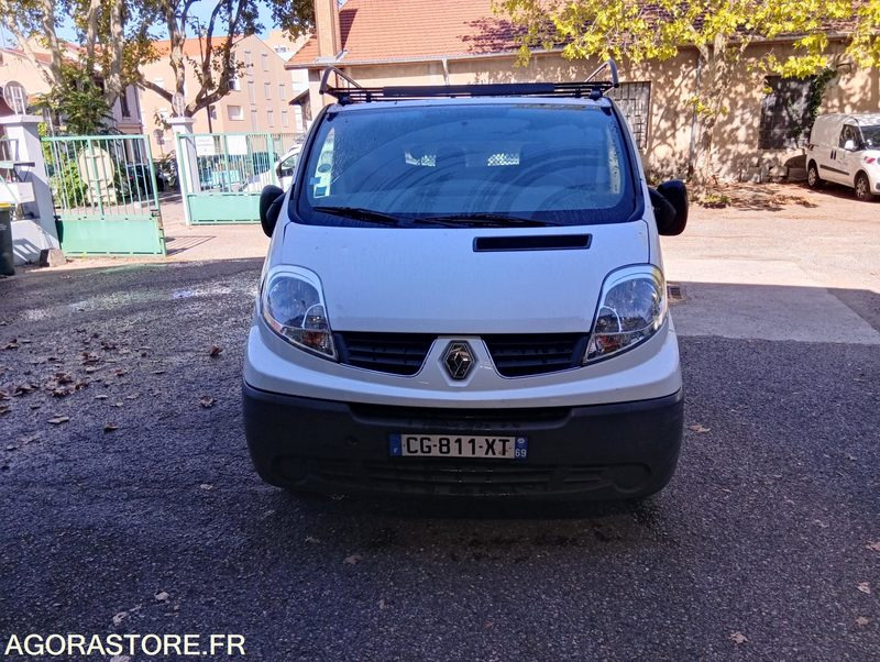 RENAULT TRAFIC - 2012 - 89191kms - Furgon: slika 2 RENAULT TRAFIC - 2012 - 89191kms - Furgon: slika 2