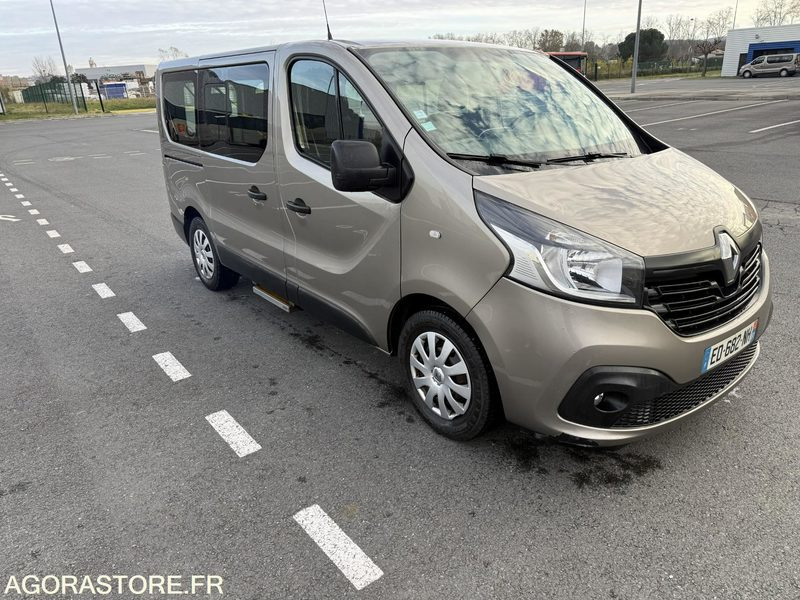 RENAULT TRAFIC - 2016 - 229166km - ED-682-NH - Minibus, Potniški kombi: slika 2 RENAULT TRAFIC - 2016 - 229166km - ED-682-NH - Minibus, Potniški kombi: slika 2