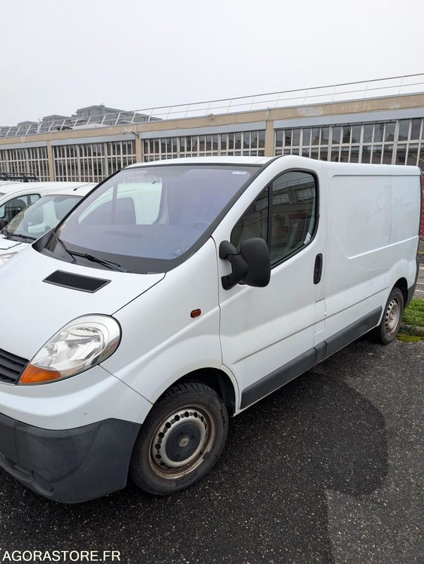 RENAULT TRAFIC 90CV 2.0 DCI - 209 014 KM - Furgon: slika 3 RENAULT TRAFIC 90CV 2.0 DCI - 209 014 KM - Furgon: slika 3