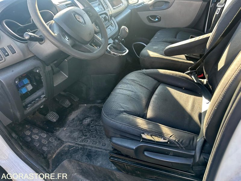 Furgon RENAULT - TRAFIC L2H1 - 2017 / 286000 KM: slika 7