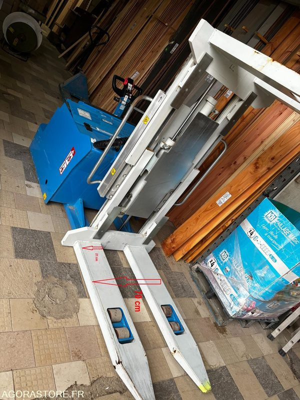 RETOURNEUR DE PALETTES autonome transpalette - Orodje/ Oprema: slika 4 RETOURNEUR DE PALETTES autonome transpalette - Orodje/ Oprema: slika 4