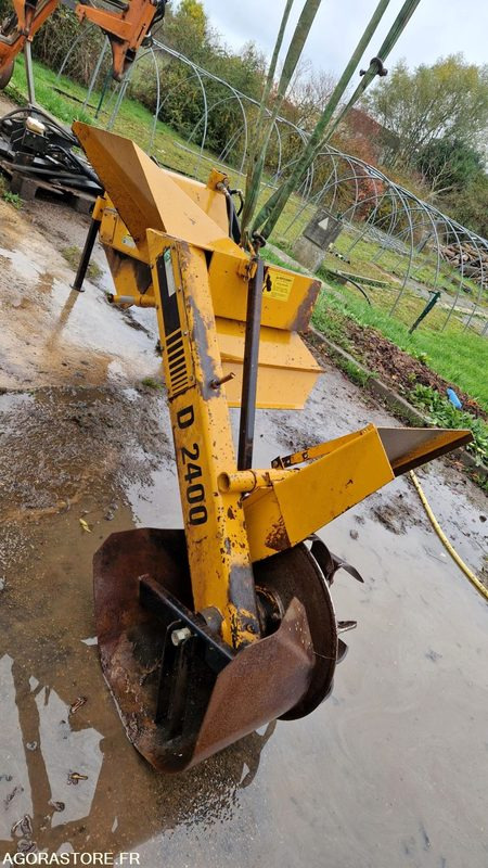 ROTOTRANCHEUSES AGRAM - Bager nakladalec: slika 3 ROTOTRANCHEUSES AGRAM - Bager nakladalec: slika 3