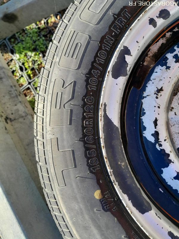 Remorque 3t Anssems (RE226) - Polprikolica s kesonom: slika 4 Remorque 3t Anssems (RE226) - Polprikolica s kesonom: slika 4