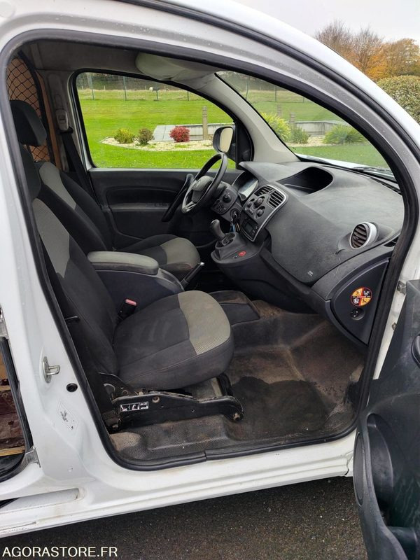 Mali kombi Renault KANGOO: slika 7