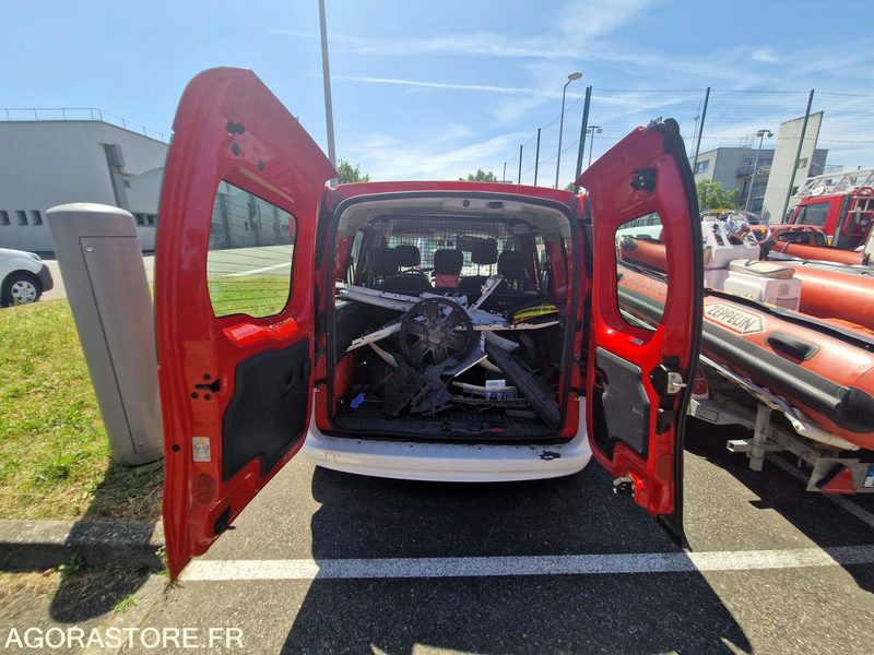 Avtomobil Renault Kangoo - CG679VM: slika 13
