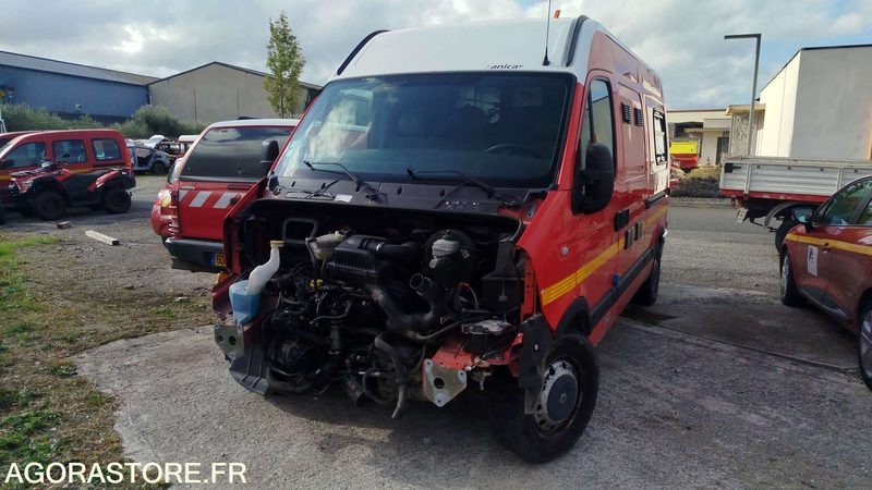 Renault Master - 2005 - EP649CL - Furgon: slika 2 Renault Master - 2005 - EP649CL - Furgon: slika 2