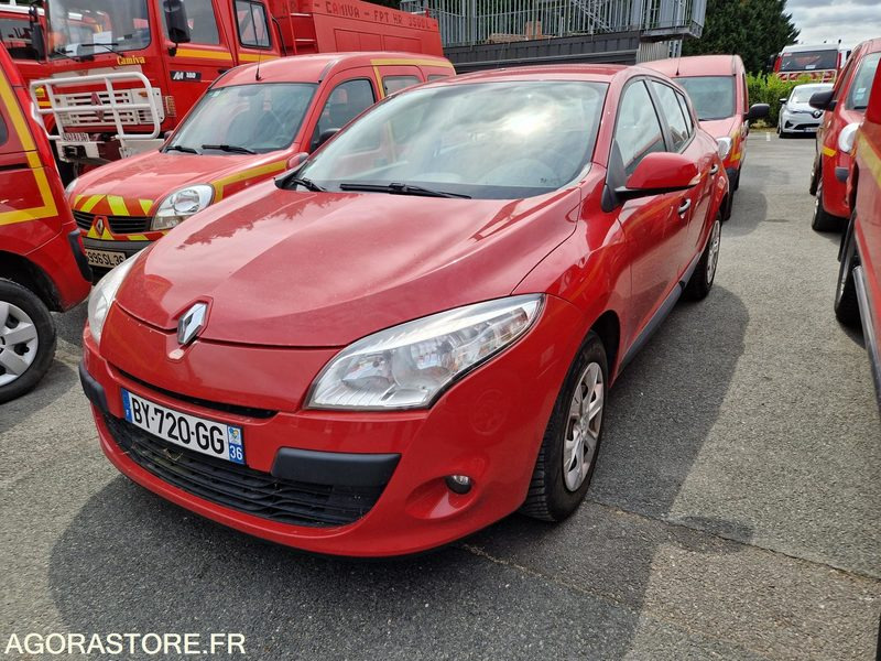 Renault Megane - BY720GG - Avtomobil: slika 1 Renault Megane - BY720GG - Avtomobil: slika 1