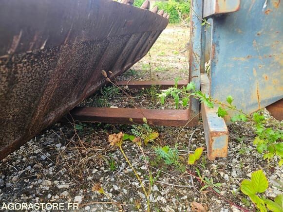 Traktor Renault R3143: slika 22 Traktor Renault R3143: slika 22
