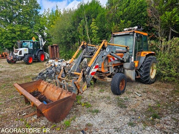 Renault R3143 - Traktor: slika 1 Renault R3143 - Traktor: slika 1