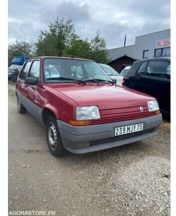 Renault R5 - Kombilimuzina: slika 1 Renault R5 - Kombilimuzina: slika 1