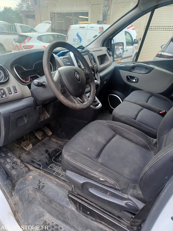 Renault Trafic - 2018 - 195000kms - FC-435-CQ - Furgon: slika 3 Renault Trafic - 2018 - 195000kms - FC-435-CQ - Furgon: slika 3
