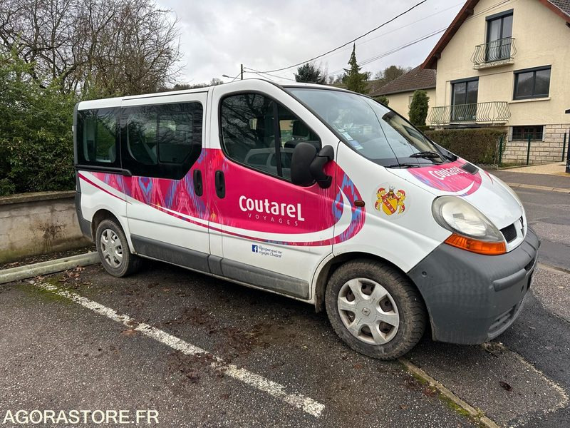 Renault Trafic 9 places / EG-558-SZ / 463 561kms - Minibus, Potniški kombi: slika 3 Renault Trafic 9 places / EG-558-SZ / 463 561kms - Minibus, Potniški kombi: slika 3