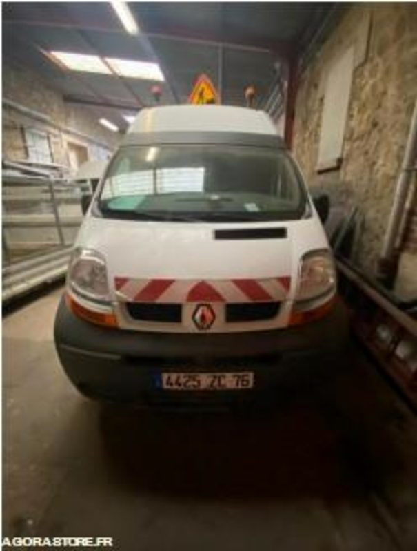 Renault Trafic - 92373kms - 2008 - 4425ZC76 - Furgon: slika 1 Renault Trafic - 92373kms - 2008 - 4425ZC76 - Furgon: slika 1