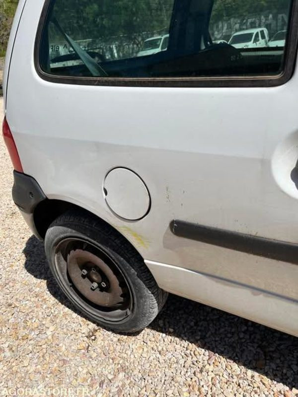 Renault Twingo - 2003 - 127399KM - Avtomobil: slika 5 Renault Twingo - 2003 - 127399KM - Avtomobil: slika 5