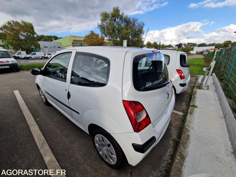 Renault Twingo - 2007 - 102606 - 58ALD29 - Avtomobil: slika 4 Renault Twingo - 2007 - 102606 - 58ALD29 - Avtomobil: slika 4